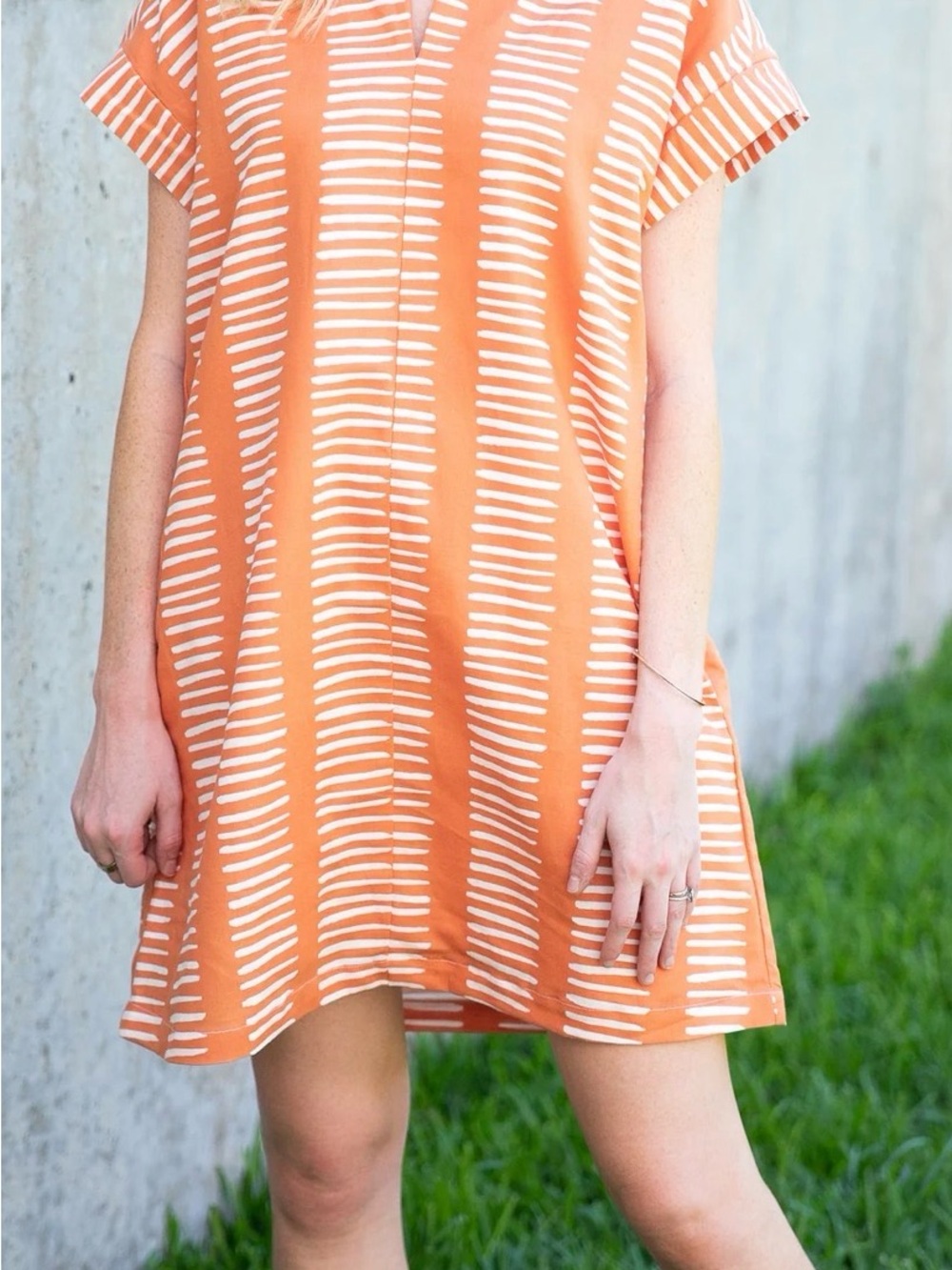 Women’s Orange Printed Short Sleeve Shift Dress